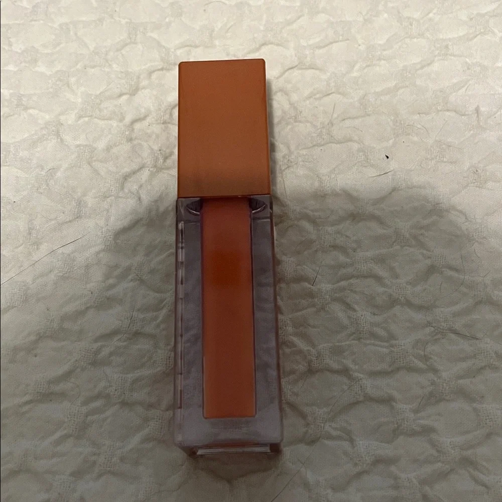 NWT Maybelline Sun-kissed Blush 02 Uptown Glow